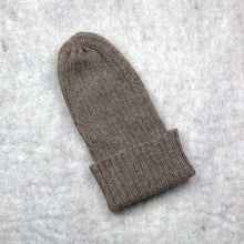 Ladda upp bild till gallerivisning, Ribbstickad hatt