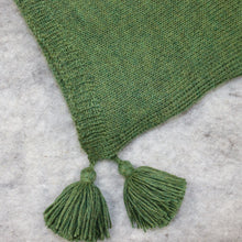 Ladda upp bild till gallerivisning, Två i ett: ponchoscarf