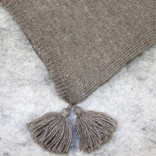 Ladda upp bild till gallerivisning, Två i ett: ponchoscarf