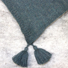 Ladda upp bild till gallerivisning, Två i ett: ponchoscarf