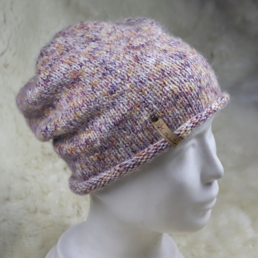 Perenaise kootud kirju müts