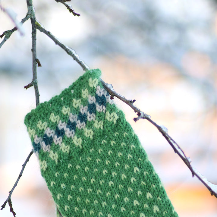 Erikas mörkblå vantar