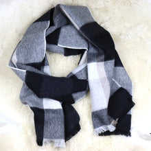 Ladda upp bild till gallerivisning, Ruuduline beebialpaka villane sall
